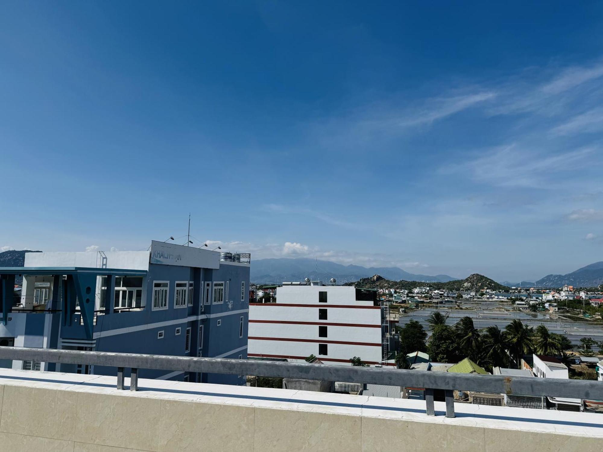 Hotel Khach San Ninh Chu Phan Rang Exterior foto