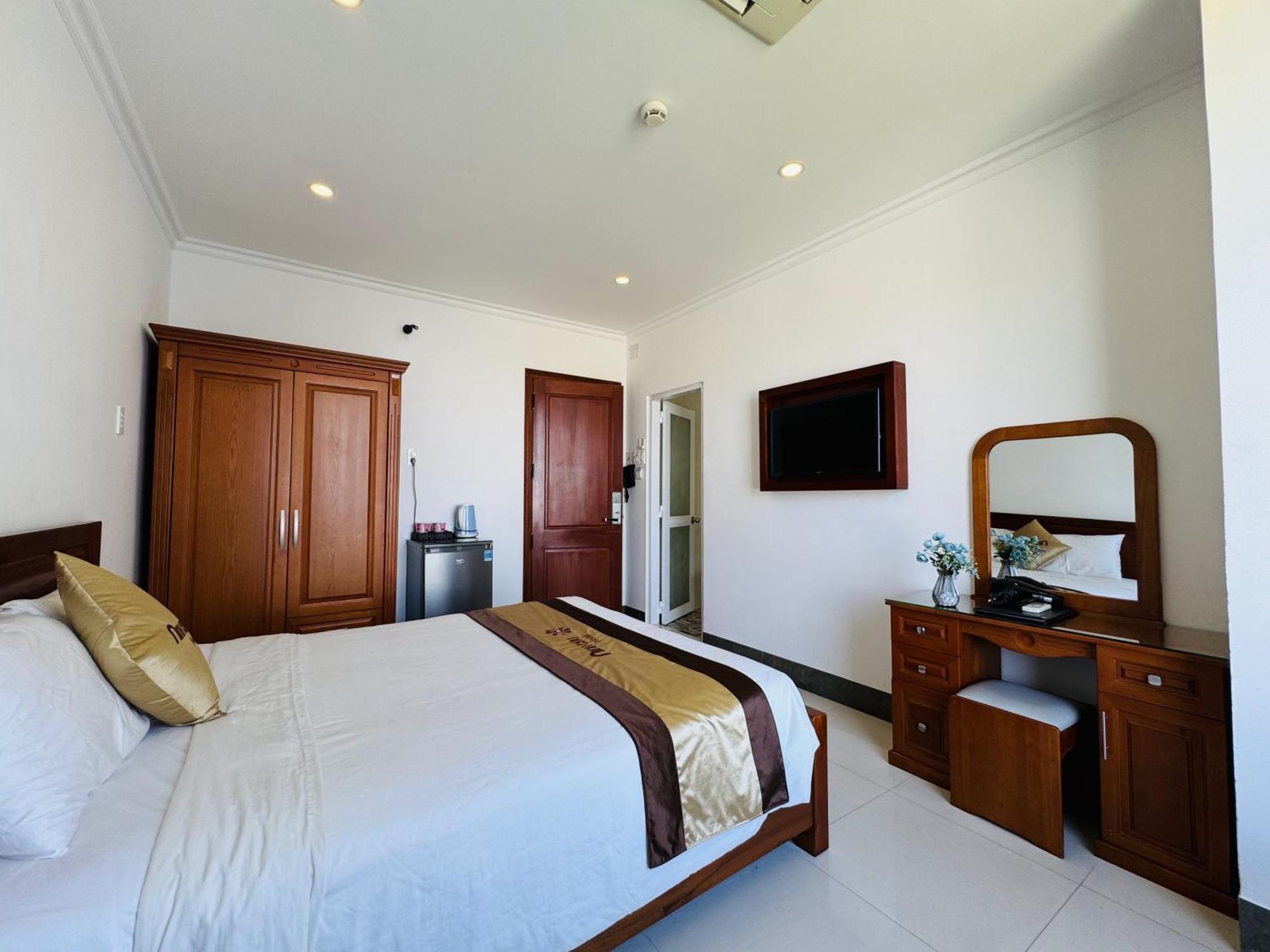 Hotel Khach San Ninh Chu Phan Rang Exterior foto